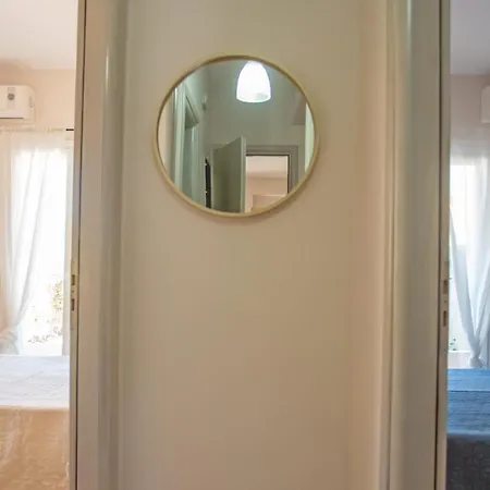 Willa Cosmos Spyridoula